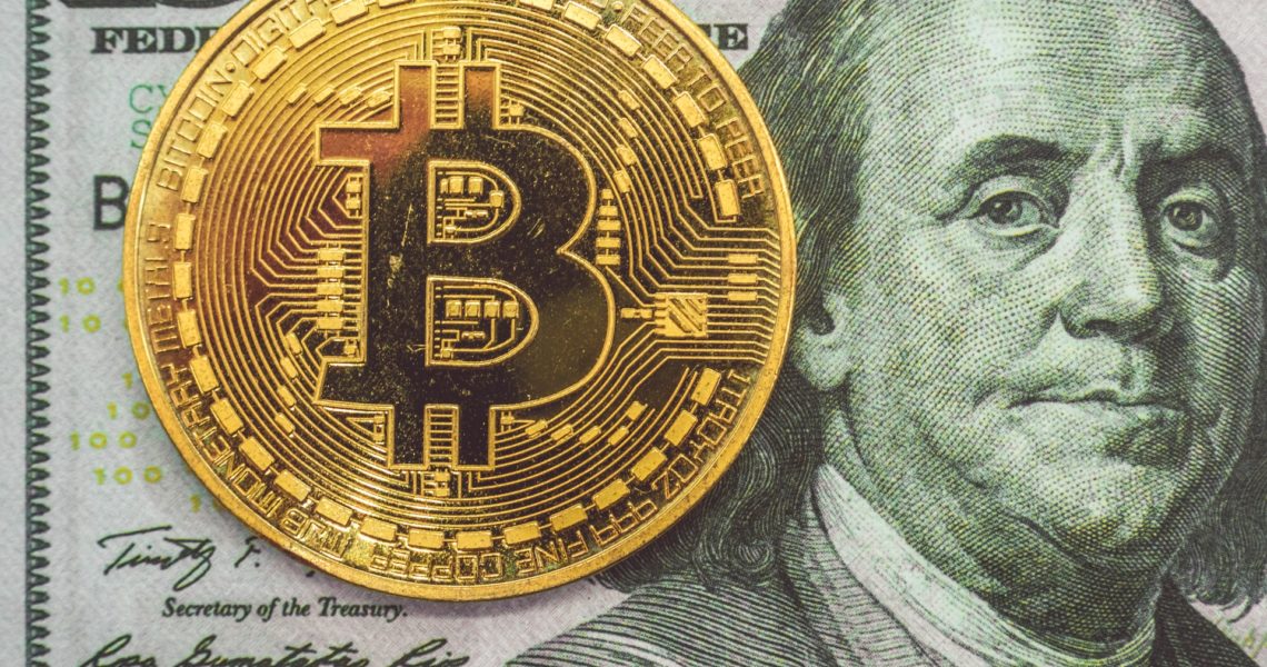 Il commercio di Bitcoin (BTC/USD) si avvicina a $ 35,000