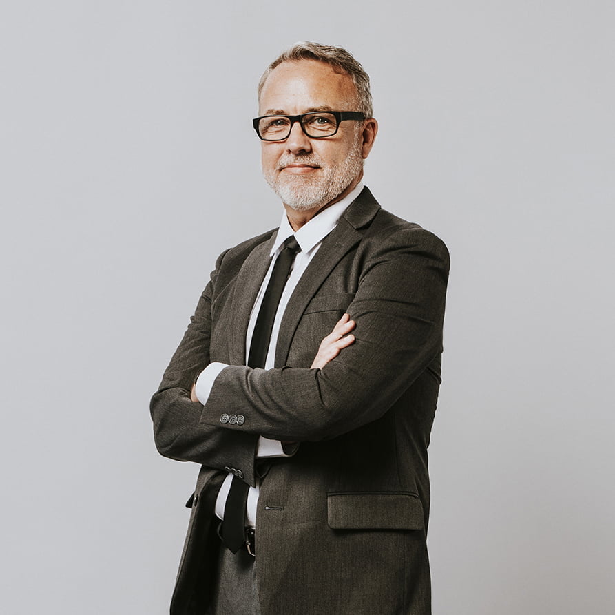 a man in a suit and tie